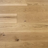 15 mm  x 22 x 220 cm Floorentino Blacklabel, Eiche Amrum, 3-Schichtparkett,
1-Stab Landhausdiele, Natura,
farblos geölt, rundum gefast,
mit Drop Down - Verbindung,
Nutzschicht ca. 4,0mm
VE = 6 Stk. / 2,904 m² - Palette = 44 Pak. / 127,776 m²
Stoßlängen im